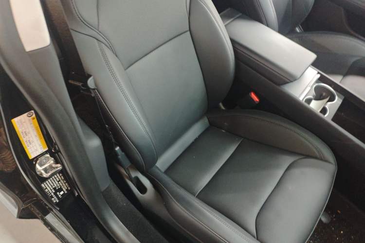 Used Tesla Model 3 2023 Rear-Wheel-Drive Version
