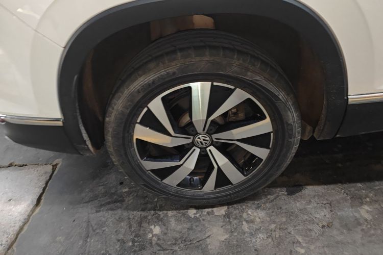 Used Volkswagen Tayron 2020 330TSI Two-Wheel Drive Luxury Smart Connectivity Version
