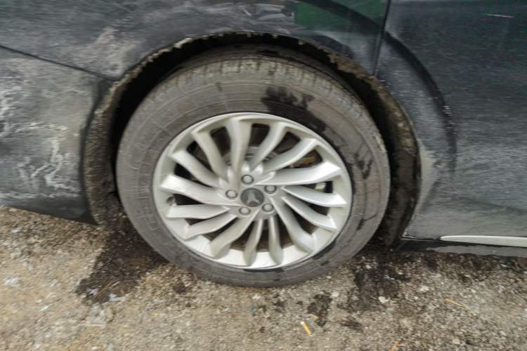 Used VOYAH Dream 2024 PHEV Extended-Range Premium Edition
