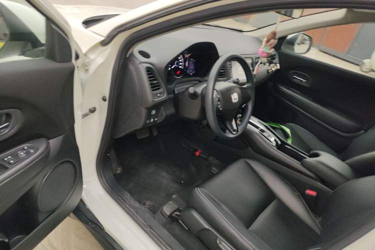 Used Honda Vezel 2019 220 TURBO CVT Elite Edition China VI