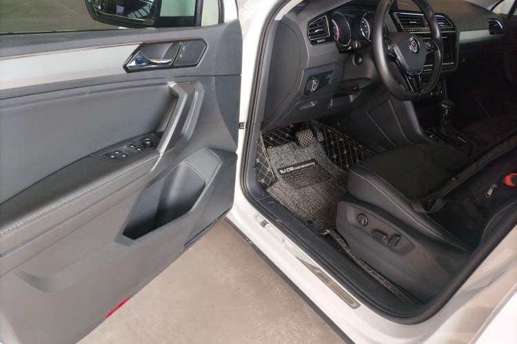 Used Volkswagen Tiguan L 2018 280TSI Automatic Two-Wheel Drive Comfort Edition
