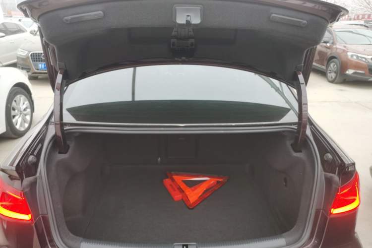 Used Audi A3 2016 Limousine 35 TFSI Prestige Edition
