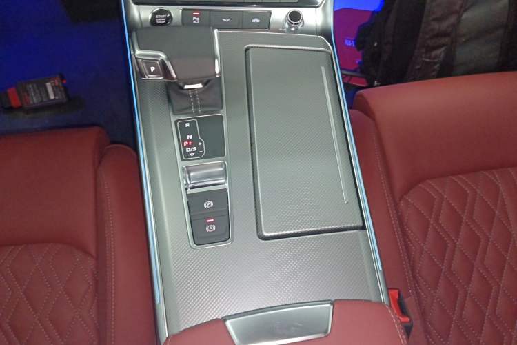 Used Audi A7L 2024 45 TFSI quattro S-line Black Warrior Edition
