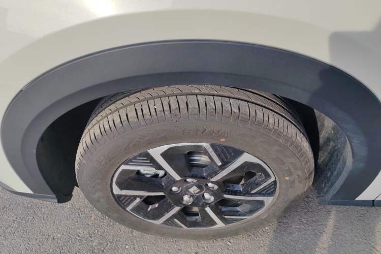 Used Baojun Baojun E6 
