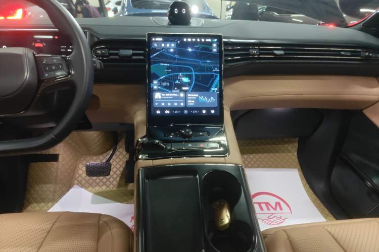 Used Nio ES8 2020 415 km Range 7-Seater Version