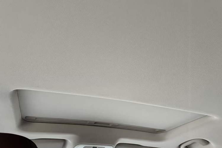 Used Roewe i5 2020 1.5L Automatic 4G Connected Linghao Edition