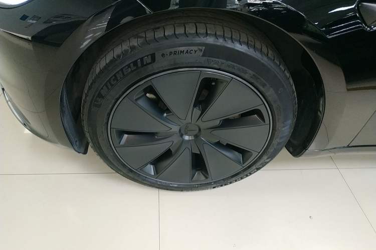Used Tesla Model 3 2023 Rear-Wheel-Drive Version
