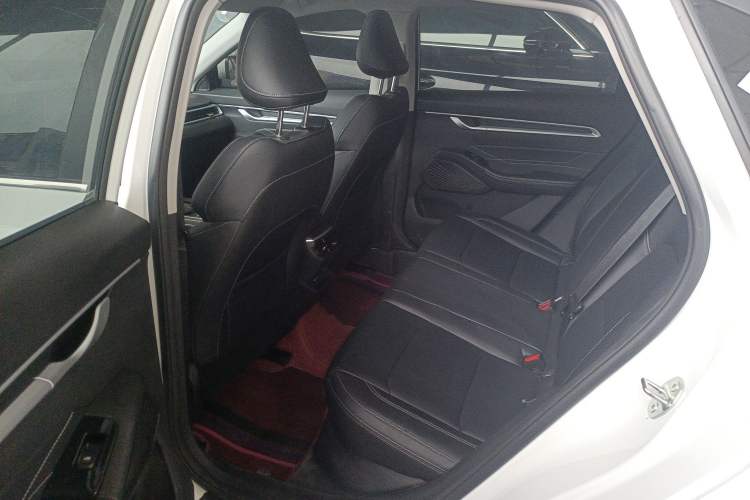 Used Geely Auto Emgrand 2025 4th Generation 1.5L CVT Luxury Version
