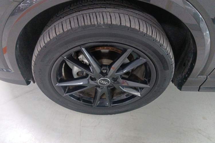 Used Audi Q2L 2022 35 TFSI Progressive Dynamic Edition
