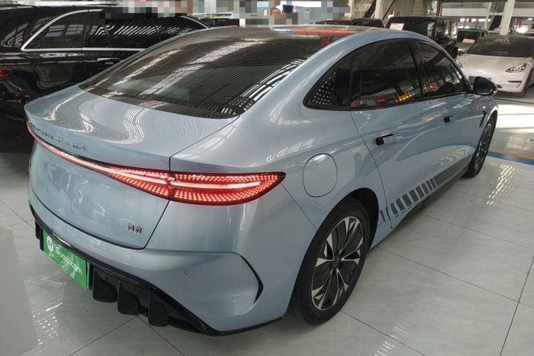 Used BYD Seal 2022 550 km Standard Range Rear-Wheel Drive Prestige Version
