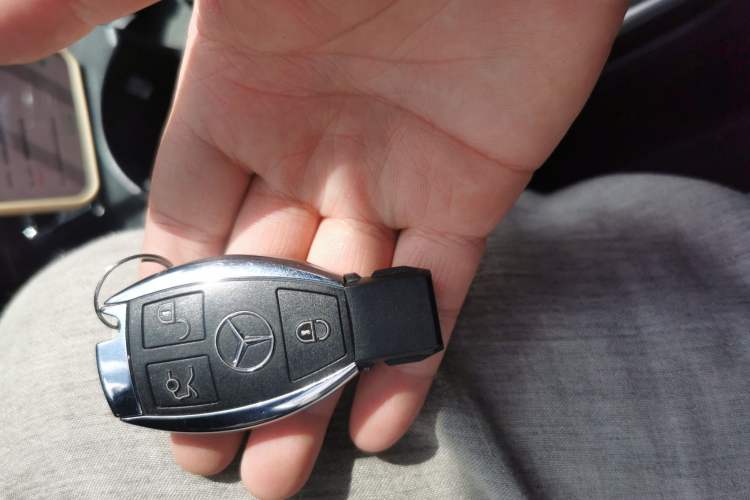 Used Mercedes-Benz E-Class 2015 Facelift E 200 L
