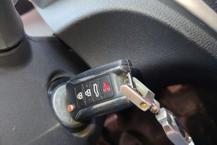 Used Venucia D60 2019 100 000 Glory 1.6L Entry Manual ChenShang Edition China VI
