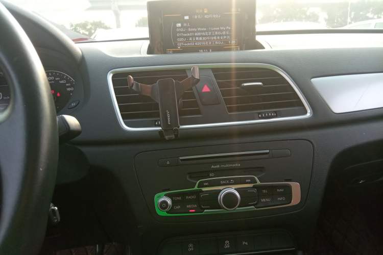 Used Audi Q3 2017 30 TFSI Fashion Model
