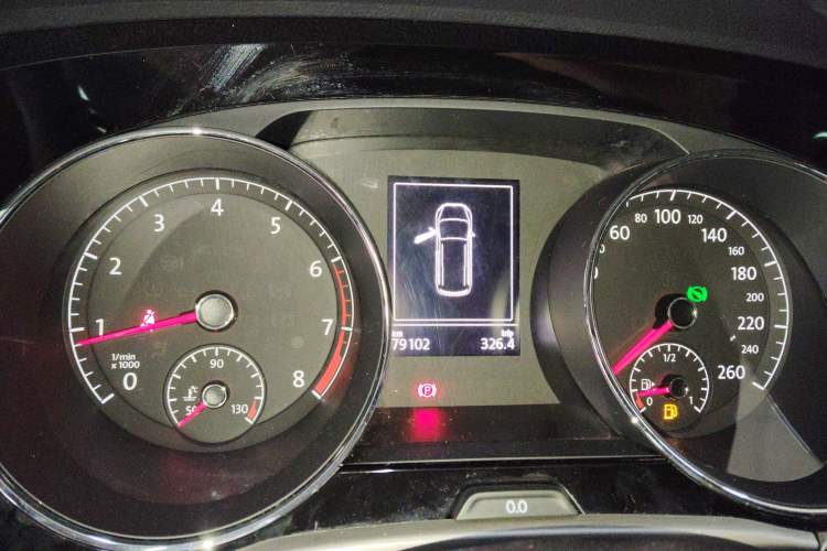 Used Volkswagen Touran 2018 Volkswagen Touran L 280TSI DSG Comfort Edition 7 Seats China VI Standard
