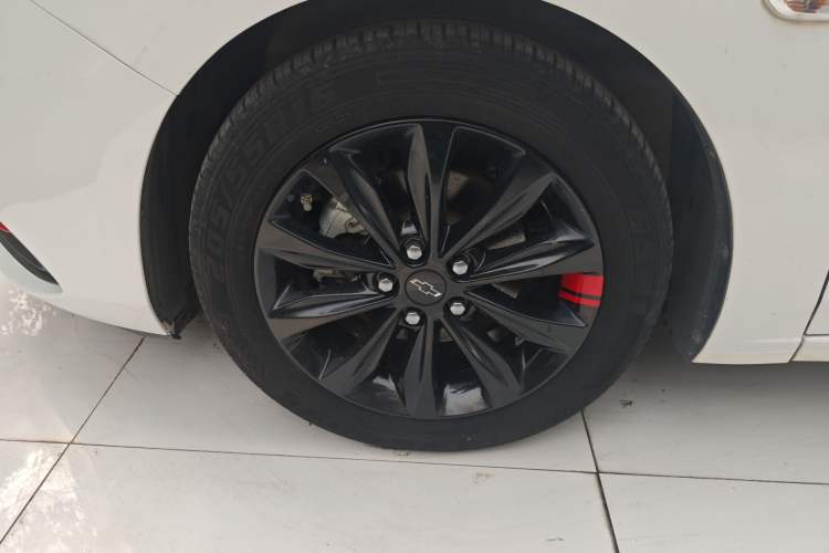 Used Chevrolet Monza 2020 Light Hybrid Redline 320T Dual-Clutch Joyful Edition