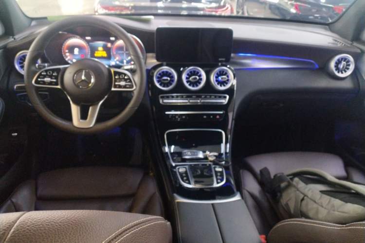 Used Mercedes-Benz GLC 2020 Facelifted GLC 260 L 4MATIC Dynamic Edition
