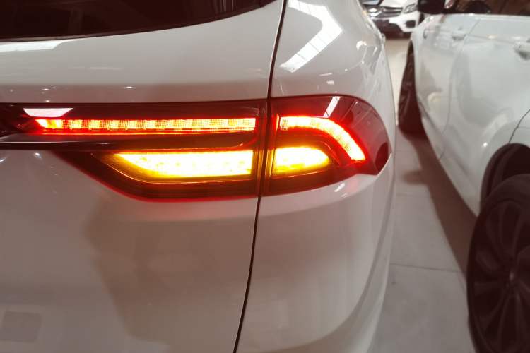 Used Geely Auto Haoyue 2020 1.8TD DCT Luxury 7-Seater
