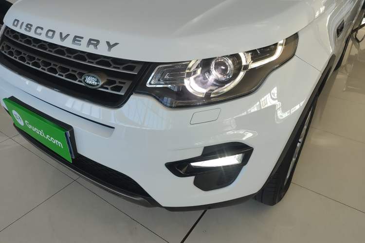 Used Land Rover Discovery Sport 2019 240 PS SE Version China VI Standard