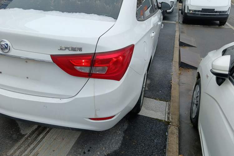 Used Buick GT 2017 15N Automatic Elite Version
