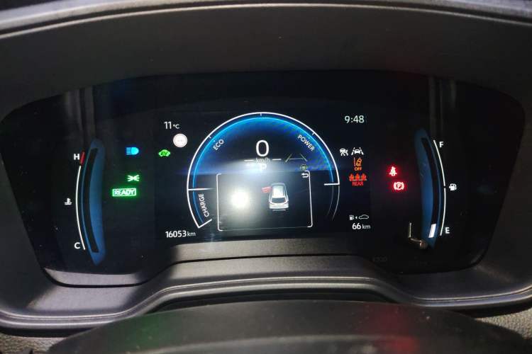 Used Toyota Corolla Cross 2024 2.0L Smart Electric Hybrid Dual-Engine Pioneer Edition
