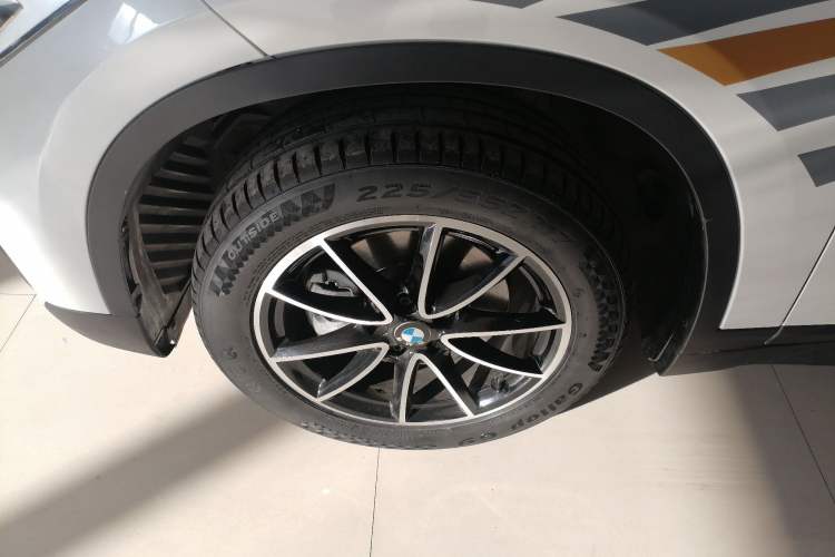 Used BMW X1 2016 sDrive18Li Premium Edition
