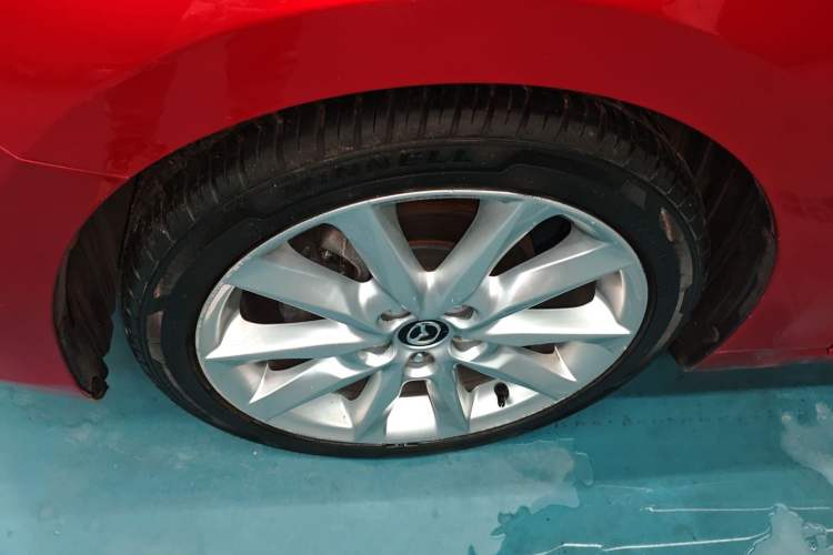 Used Mazda Mazda 3 Axela 2017 Sedan 2.0L Automatic Flagship Model China V Standard
