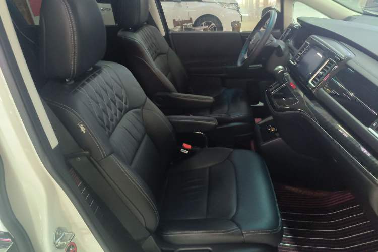 Used Honda Elysion 2019 2.0L Hybrid Luxury Edition
