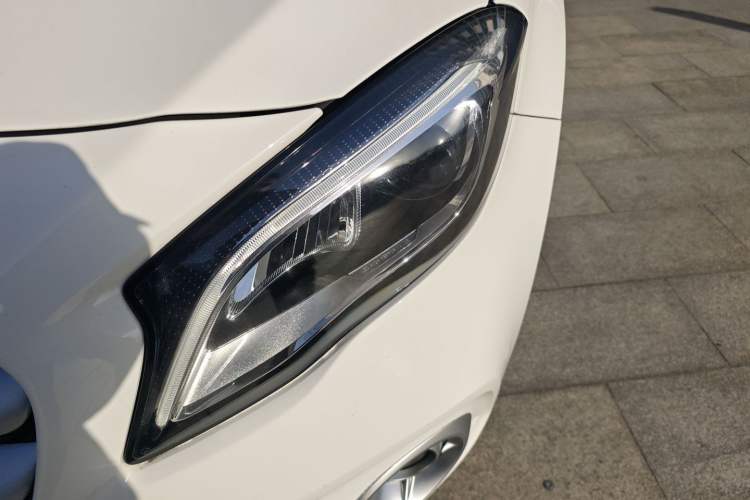 Used Mercedes-Benz GLA 2017 GLA 220 4MATIC Fashion Model