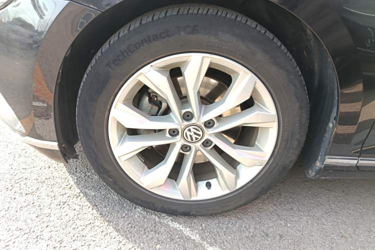 Used Volkswagen Magotan 2018 Facelift 380TSI DSG Luxury Version
