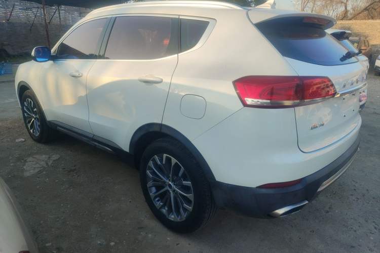 Used Haval H6 2017 Blue Label 1.5T Automatic Two-Wheel Drive ZhiShang Model
