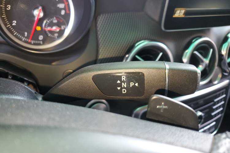 Used Mercedes-Benz GLA 2017 GLA 200 Fashion Model
