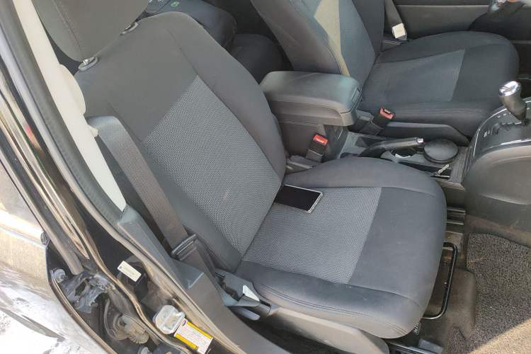 Used  Compass (Import) 2015 2.0L two-wheel drive sport version
