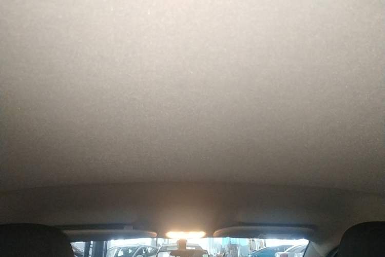 Used Peugeot 301 2016 1.6L Manual Happiness Edition
