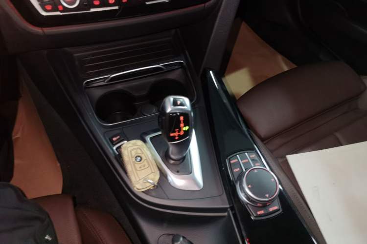 Used BMW 3 Series 2019 320Li Fashion Model
