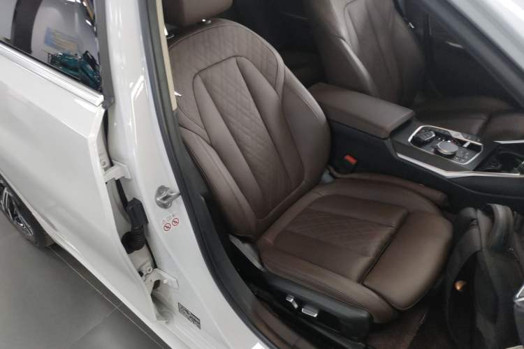 Used BMW 3 Series 2023 325i M Sport Package
