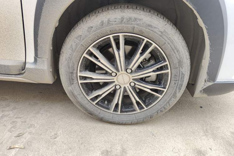 Used Toyota YARiS L 2022 X-Trail 1.5L CVT Leading PLUS Edition
