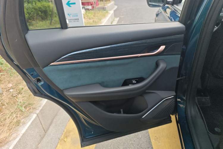 Used Geely Auto Monjaro L 2023 2.0TD High-Power Automatic Two-Wheel Drive Flagship Version
