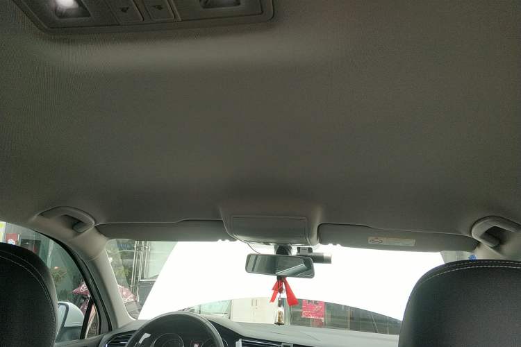 Used Volkswagen Tiguan L 2018 330TSI Automatic Two-Wheel Drive Comfort Edition
