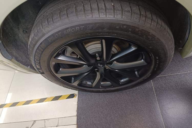 Used Li Auto ONE 2021 Extended-Range 6-Seater Version
