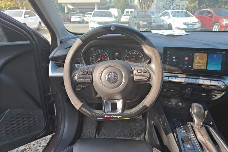 Used MG 5 2022 180 DVVT CVT Youth Style Edition