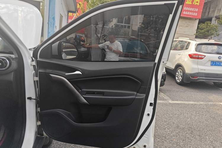 Used MG GS 2017 20T Automatic Luxury Edition
