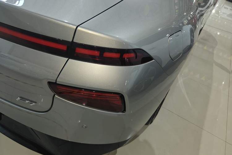 Used XPeng P7 2022 586G
