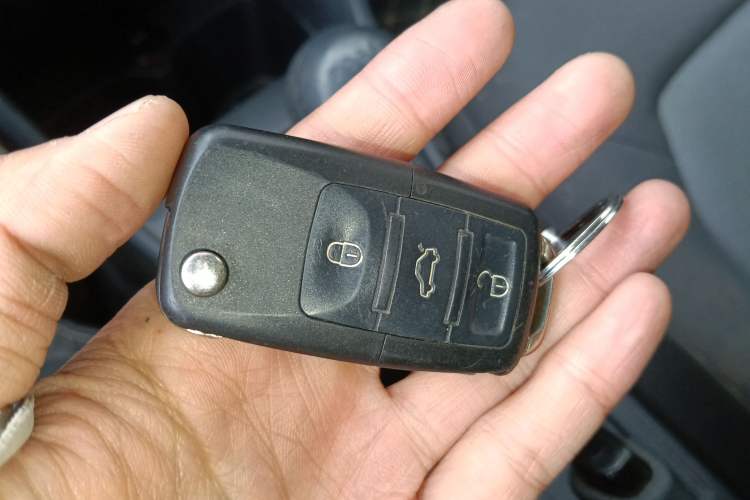 Used Volkswagen Jetta 2015 1.6L Manual Fashion Edition