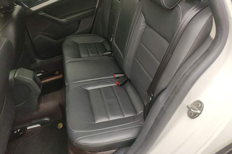 Used Volkswagen Gran Lavida 2015 1.6L Automatic Comfort Edition