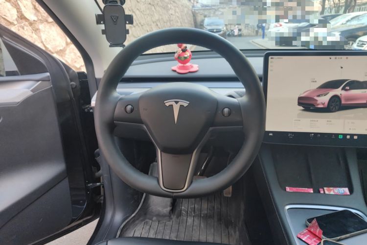 Used Tesla Model Y 2024 Rear-Wheel-Drive Version

