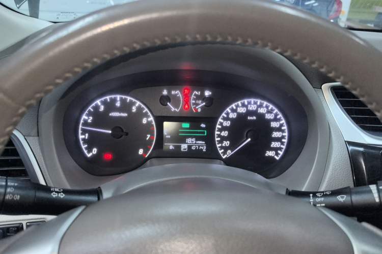 Used Nissan Sylphy 2014 1.6XV CVT Deluxe Edition
