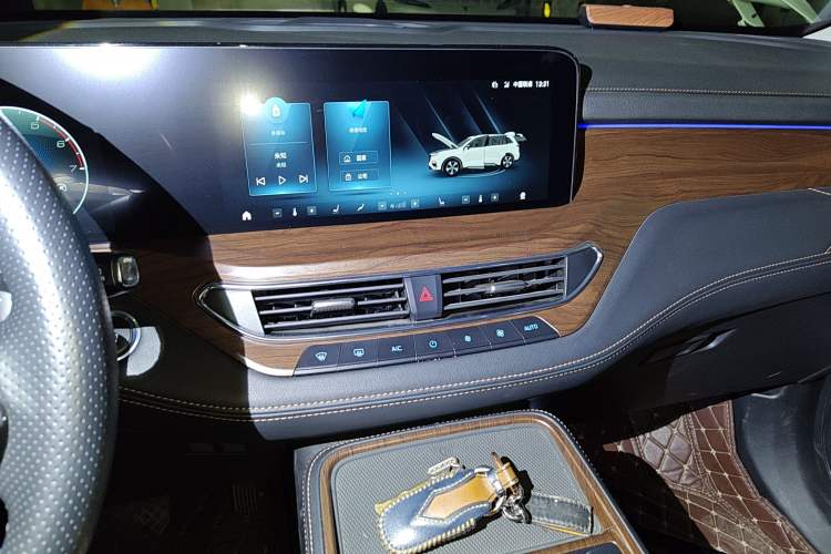 Used Ford Equator 2021 EcoBoost 225 Premier PLUS 7-Seater
