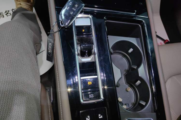 Used Volkswagen Viloran 2023 380TSI Prestige Edition
