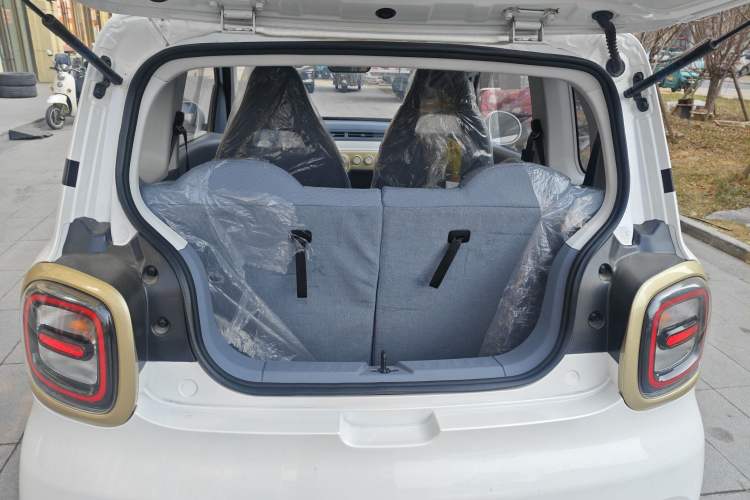 Used Bestune Pony 2025 222km Range Agile Horse