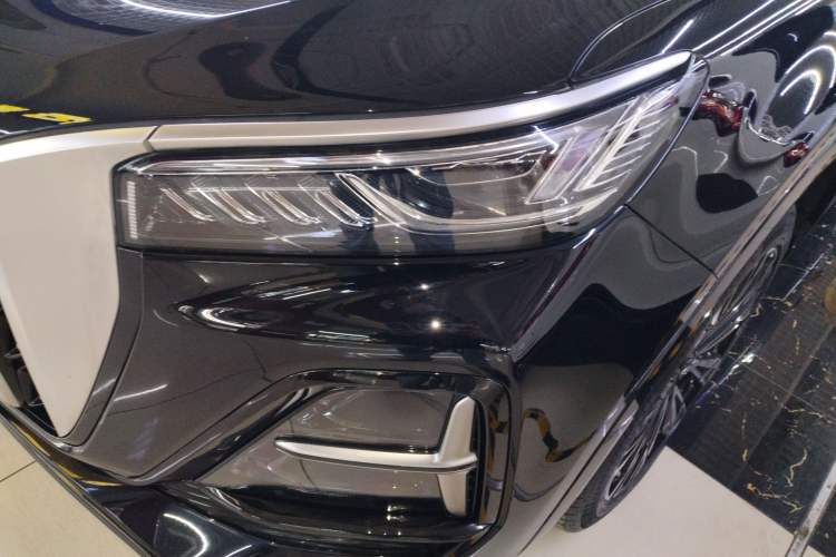 Used Hongqi HS5 2023 2.0T Four-Wheel Drive Flagship Pro Edition